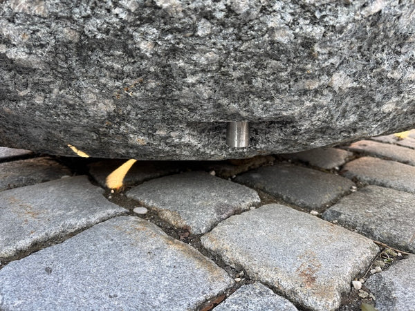Gartenbrunnen aus Naturstein