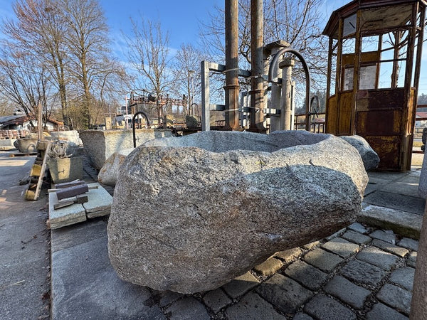 Findlingsbrunnen Österreich