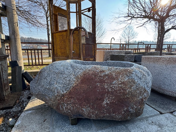 Findlingsbrunnen München