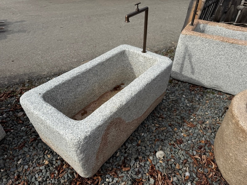 Granitbrunnen Kitzbühel