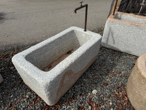 Granitbrunnen Kitzbühel