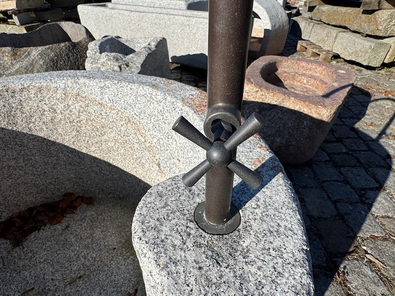Granitbrunnen Südtirol