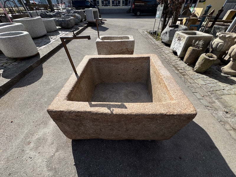 Alter Granitbrunnen Allgäu