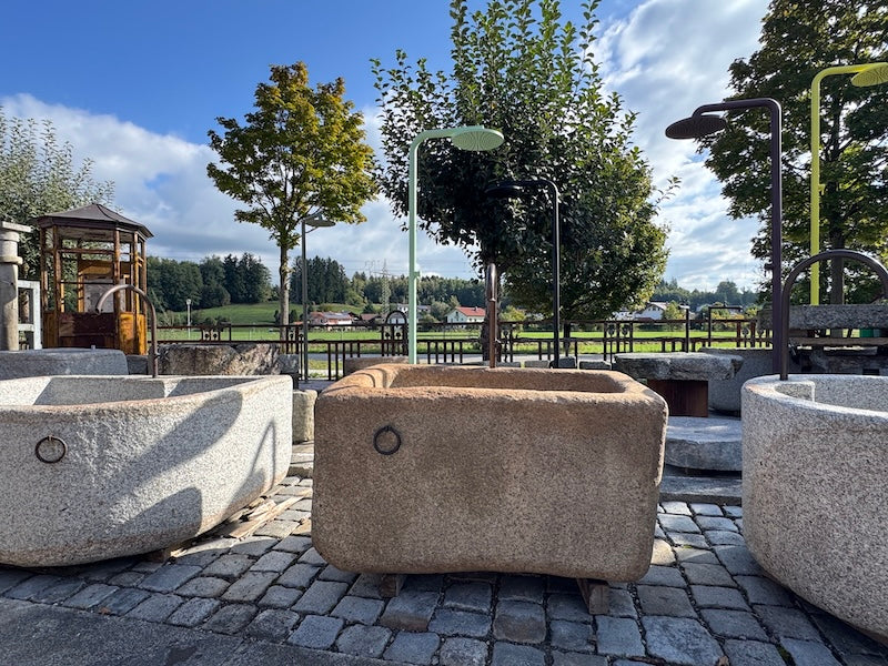Gartenbrunnen Granit rechteckig Rost Optik