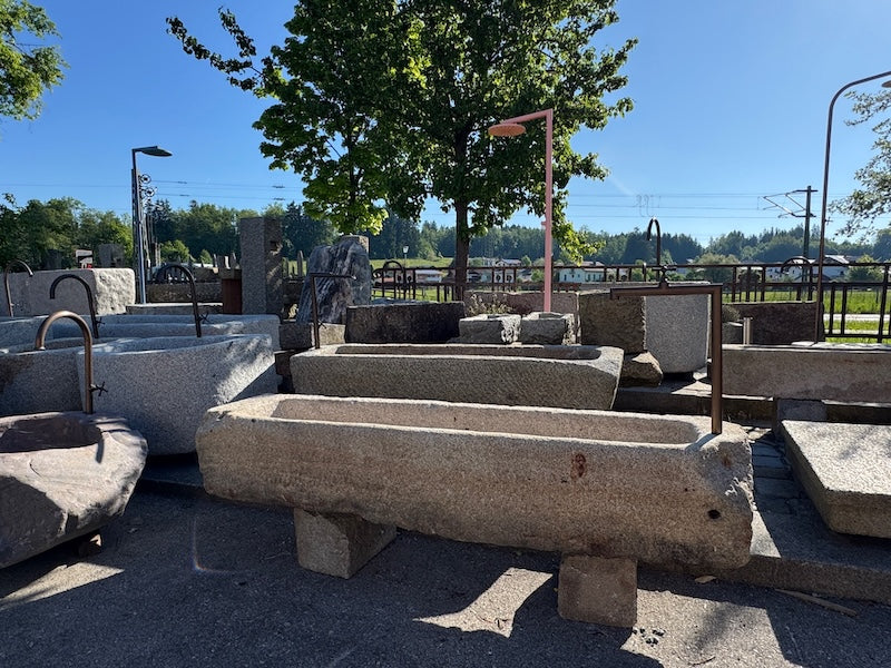 Alter Brunnen handgemacht