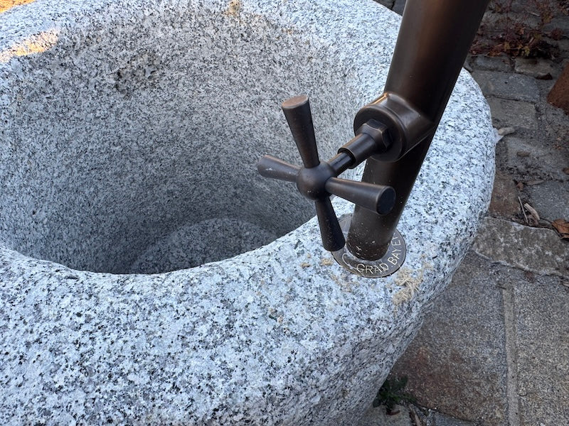 Gartenbrunnen rund