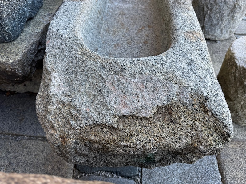 Steintrog Garten Oberfläche