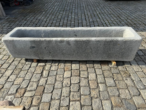 Granitbrunnen groß rechteckig