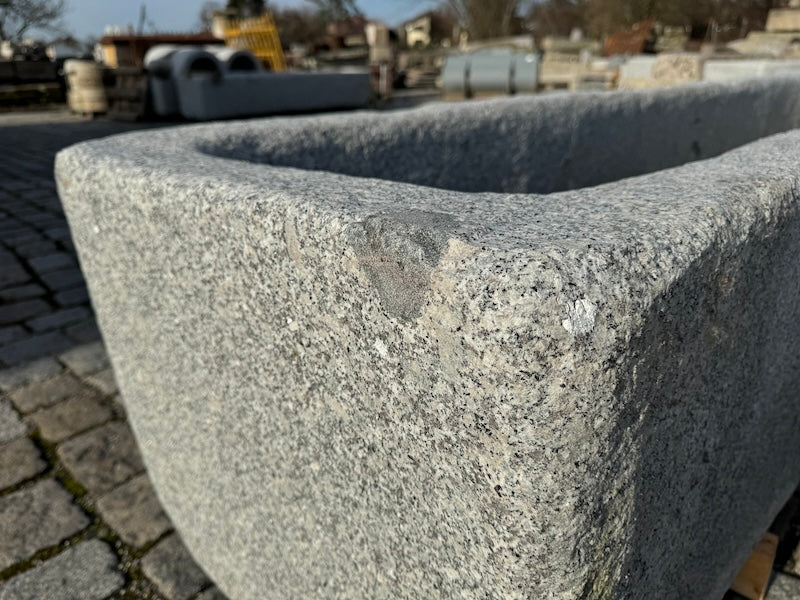 Granitbrunnen groß rechteckig