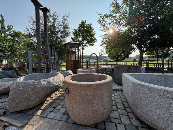 Steinbrunnen für den Garten kaufen