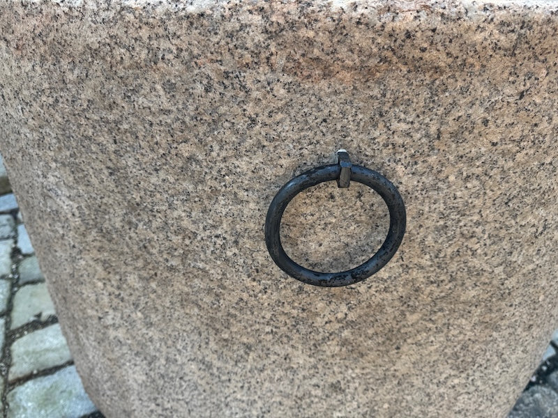 Steinbrunnen für den Garten