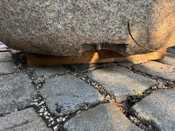 Steinbrunnen für den Garten
