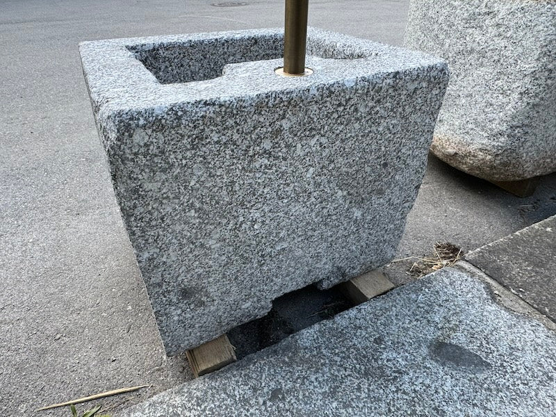 Gartenbrunnen modern