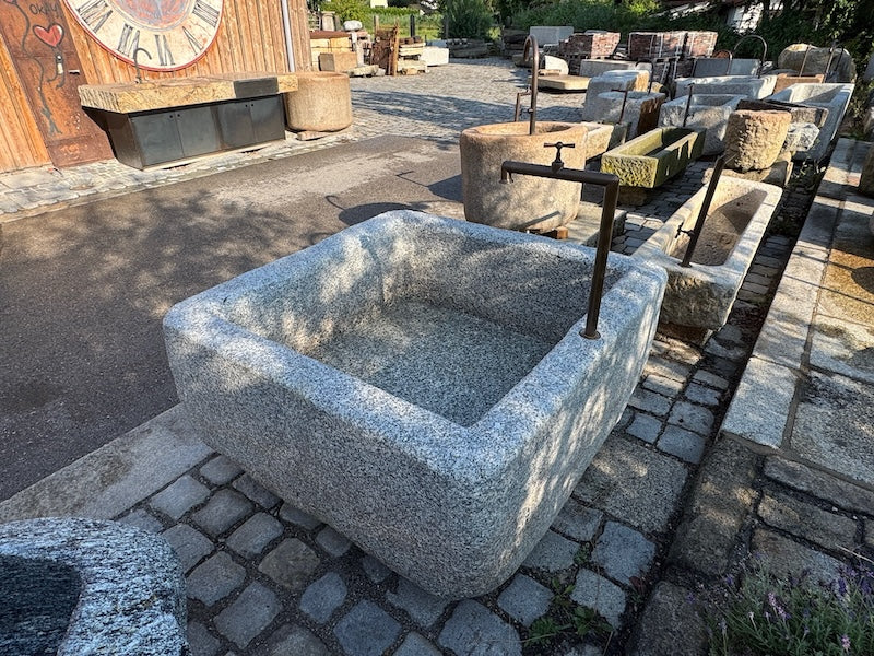 Steinbrunnen für Aussen