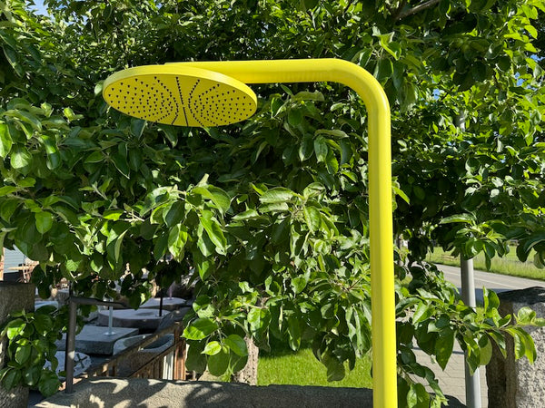 Gartendusche mit Warmwasser