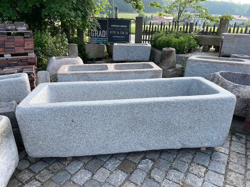 Granderbrunnen Granit