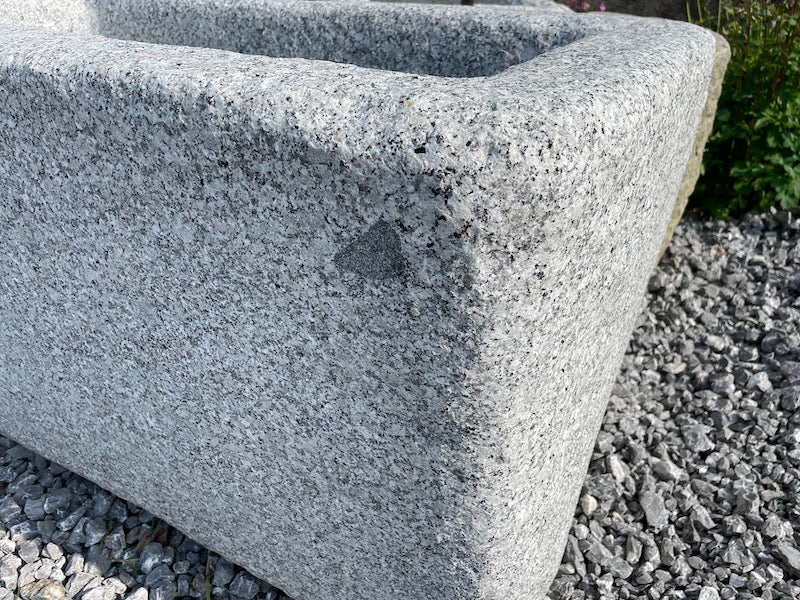 Natursteinbrunnen rechteckig