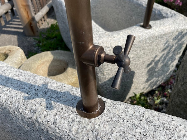 Natursteinbrunnen rechteckig