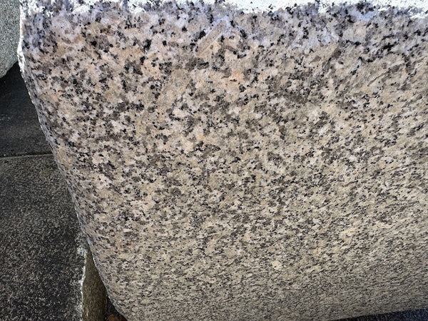 Steinbrunnen outdoor