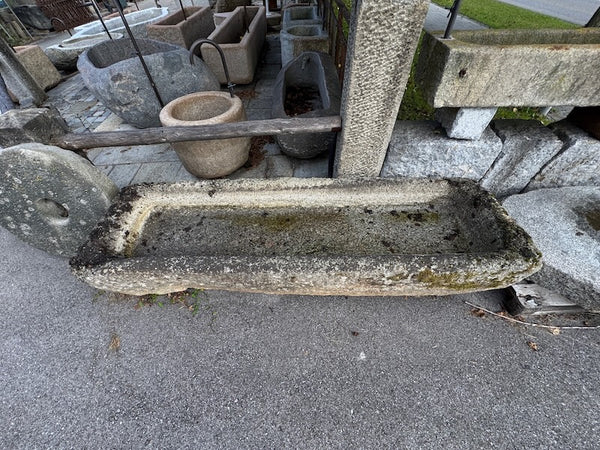 Alter Granitbrunnen aus Bayern