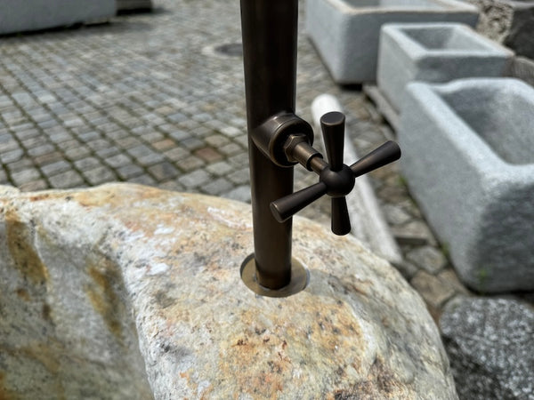 Findlingsbrunnen Bayern