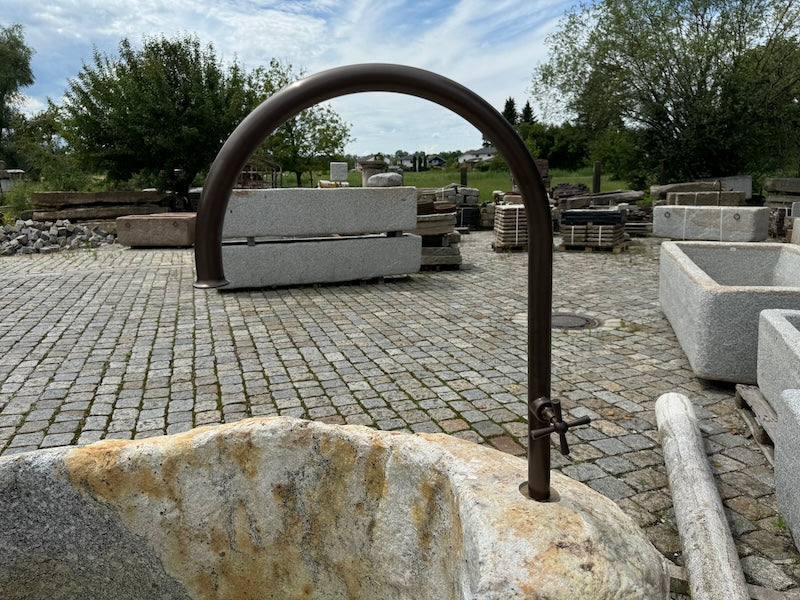 Findlingsbrunnen Bayern