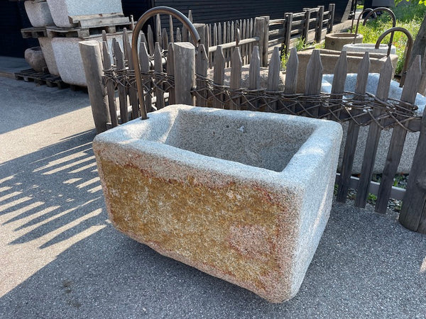 Kleiner Gartenbrunnen Granit