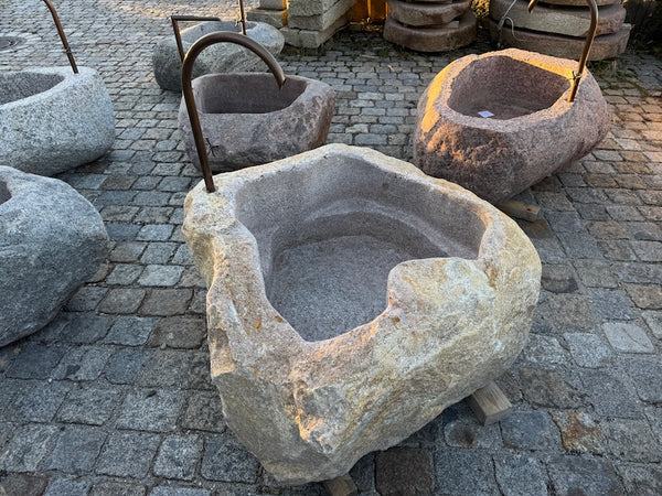 Findlingsbrunnen Wassereinlauf Messing oder Edelstahl