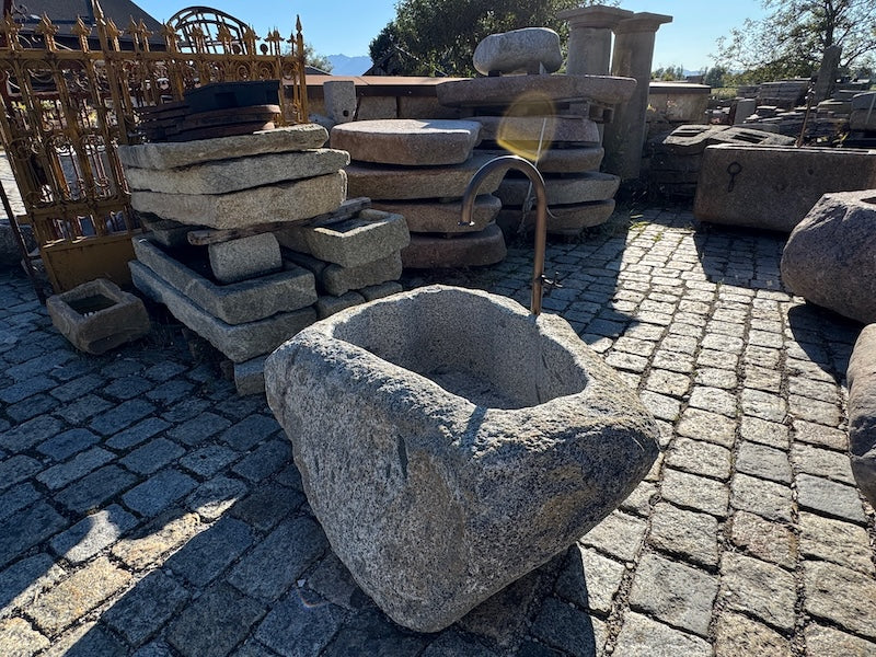 gartenbrunnen stein groß