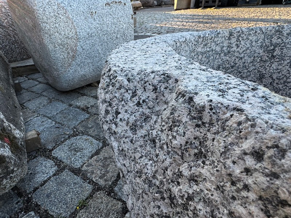 steinbrunnen für garten