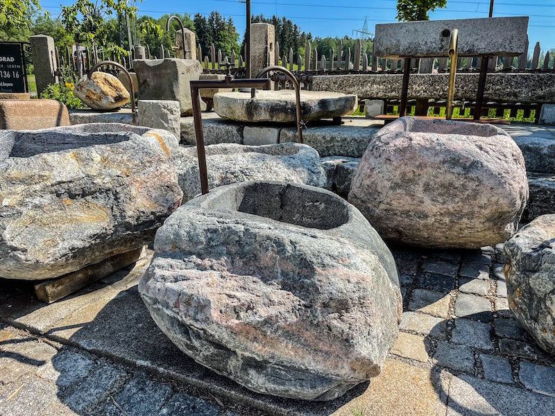 Findlingsbrunnen aus Schlesien