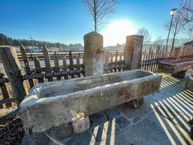 Wasserbrunnen Garten