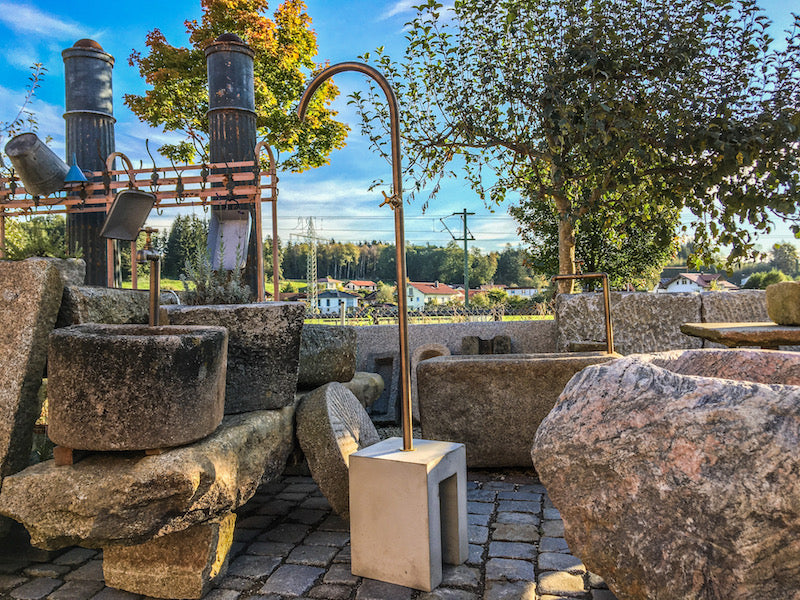 Bodenbefestigung für Wassereinlauf