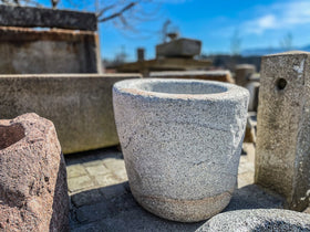 Granitbrunnen rund-konisch