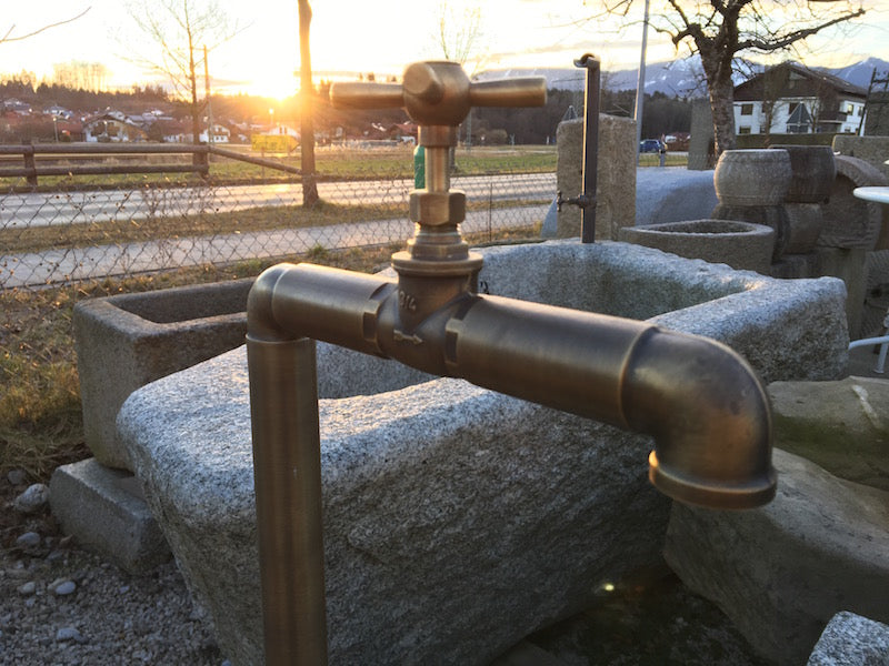 Messing Wasserhahn für Steinbrunnen 1"