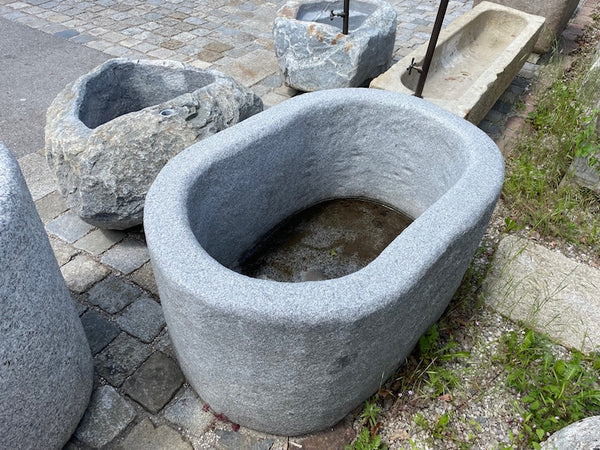 Granitbrunnen oval für den Garten