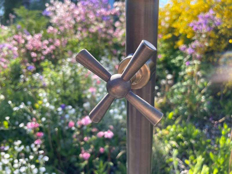 Brunnenauslauf Detail Handrad