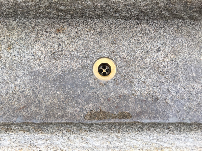 Wassertrog Wasserauslauf