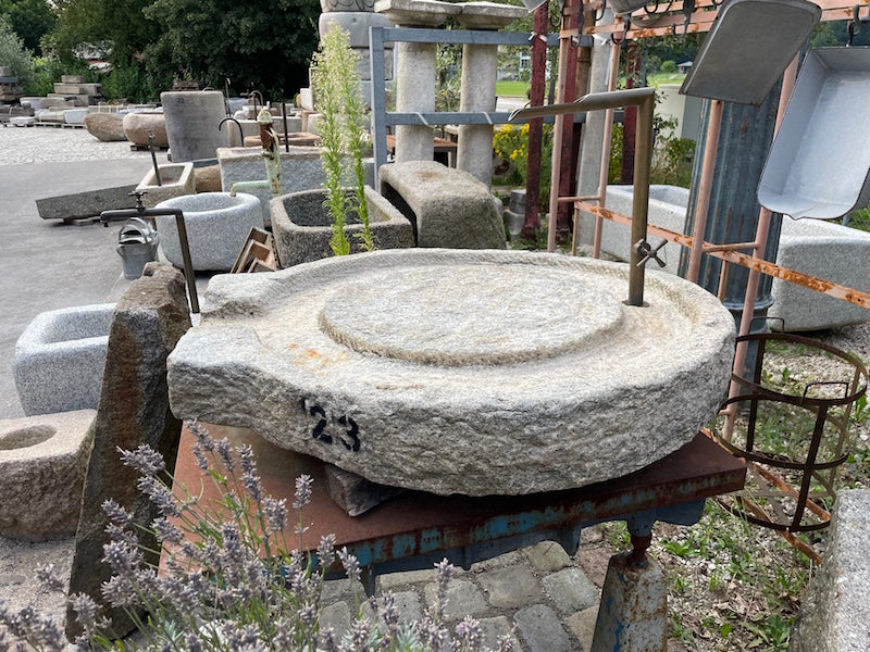 Wasserspiel für Garten