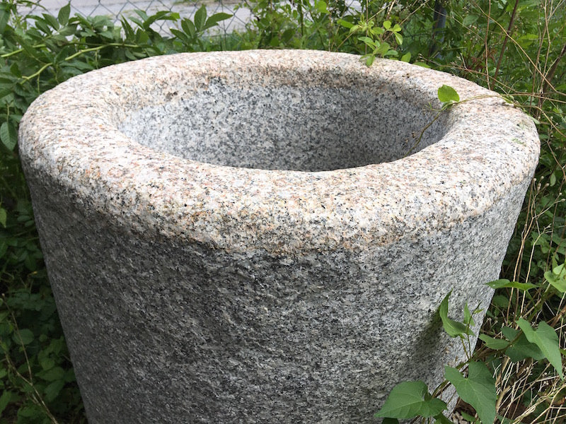 Ruder Granitbrunnen Rand