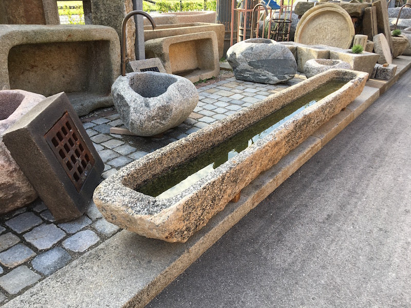 Wassertrog Granit Brunnenbecken