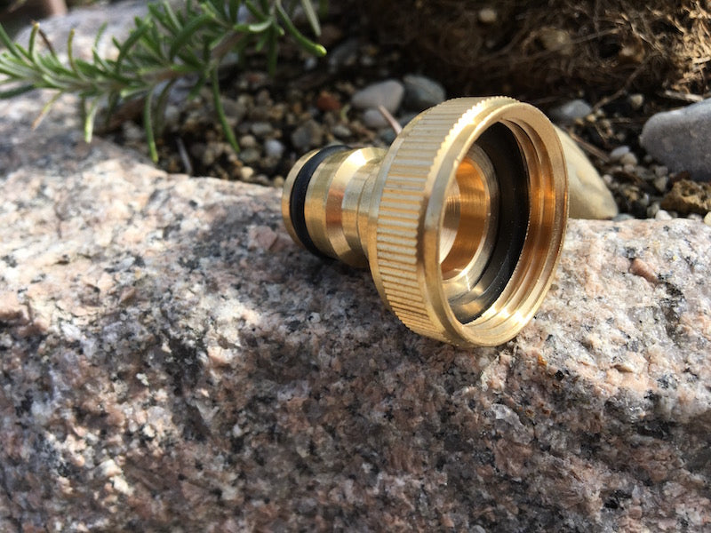 Messing Adapter mit Innengewinde Detail