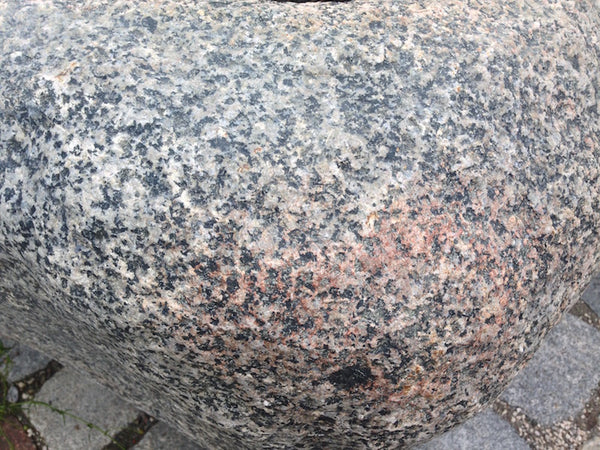 Gartenbrunnen Naturstein Granit