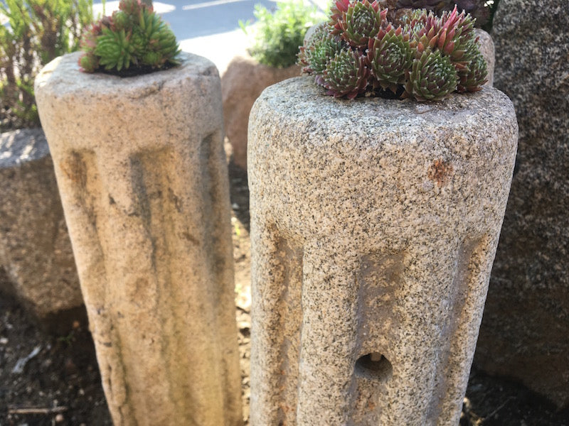 Steinsäulen für Hauswurzen aus Granit