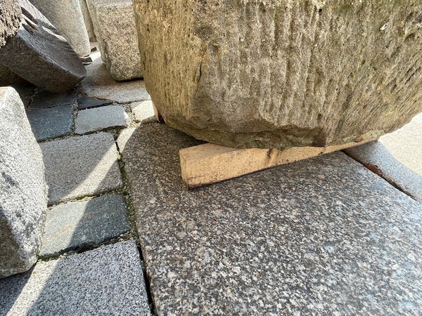 Alter Brunnen aus Sandstein