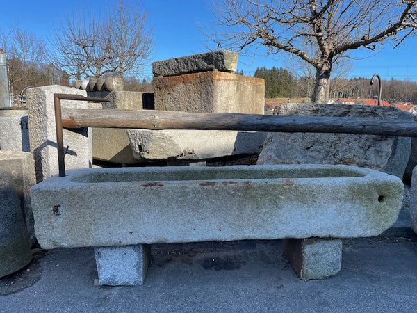 Brunnentrog Naturstein Granit