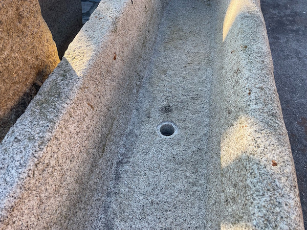 Steintrog rechteckig - Brunnenbecken