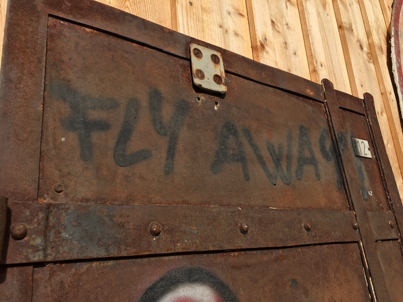 Alte und Moderne Metalltüren