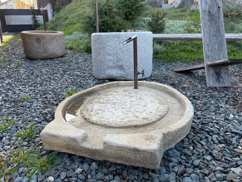 Brunnen Garten Stein
