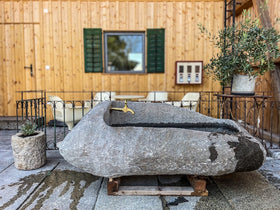 Naturstein Findling mit Messingeinlauf